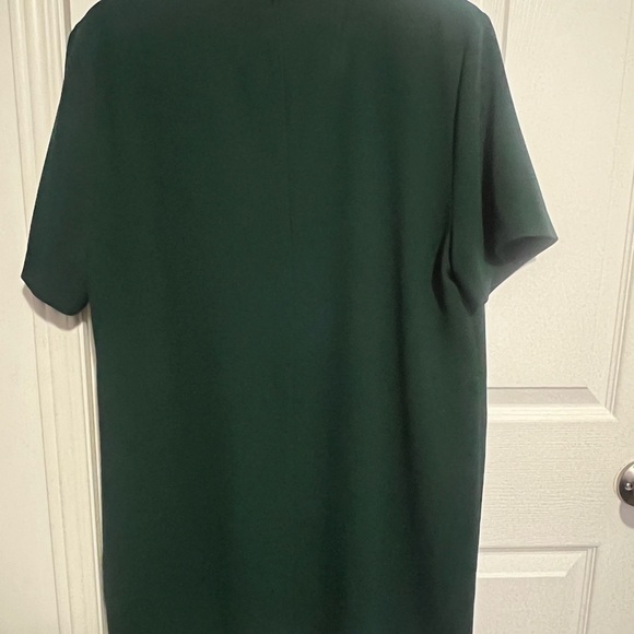 Zara Green V-Neck with built in choker dress - Picture 6 of 7